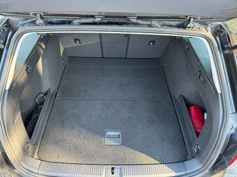 Volkswagen Passat B8 2.0TDi r.v. 2022 manuál Navi led - 16