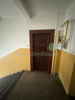 Prodám bytovou jednotku v cihlové zástavbě se zahradou - ihn - 16
