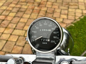 Suzuki VS 1400 Intruder - 16