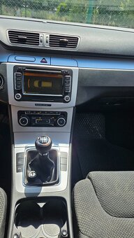 Volkswagen Passat 2.0 TDi 4Motion 2010 - 16