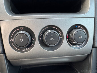 Peugeot 308 1.4 16V VTi Confort - 16