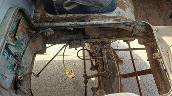 Škoda 1203 zo šiltom - 16