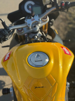 Aprilia Tuono V4R - 21k najeto, původ ČR - 16