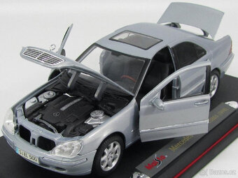 Model 1:18 Mercedes 560 SEL W126 Superclasa 1979-93 Norev - 16