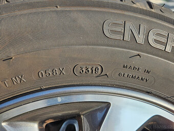 HYUNDAI i20 orig alu sada 185/65/15 TPMS Michelin - 16