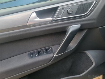 Volkswagen Golf Sportwan benzín - 16