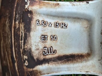 Kompletní zimní ALU kola Škoda PYXIS - 205/60 R15 - 5x112 - 16