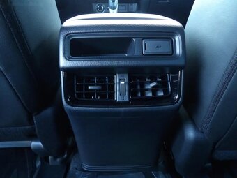 Isuzu D-Max, V-Cross Double Cab 4x4 A/T - 16