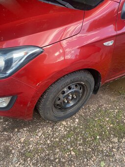 Hyundai i20 1.2i+LPG 63kw koupeno v ČR rv.2013 - 16