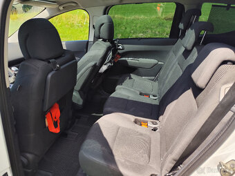 Prodám Peugeot 5008, 2.0 HDI, 110 kW, reg. 12/2016 - 16