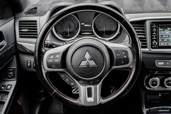 Mitsubishi Lancer EVO X 2.0 16V Turbo 4WD MIVEC GSR - 16
