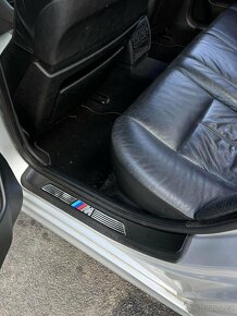 Náhradní díly BMW E39 3.0D titansilver - 16