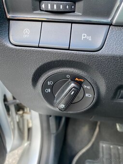 Škoda Fabia 3 Kombi 1.2 TSI 81 KW Ambi Drive - 16