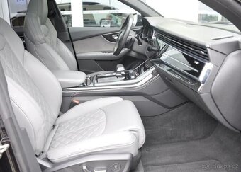 Audi Q8 50TDI Q S-LINE TOP VÝBAVA ČR - 16