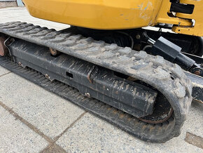 CAT 302.7 DCR POWERTILT - 16