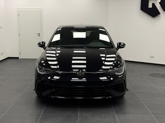 Volkswagen Golf 8 R Performance Akrapovič - 16