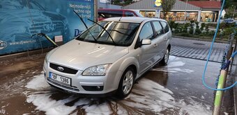 FORD Focus MK2Kombi - 16