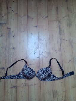 Dámské braletky, podprsenky, korzety -  5 FOTEK - 16