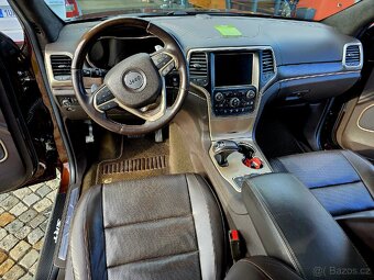 Jeep Grand Cherokee wk2 Summit 3.0 V6 - 16