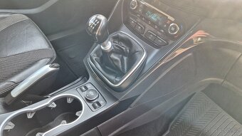 Ford Kuga 1.5 16V Titanium 2015 - 16