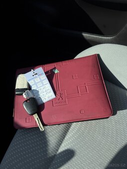 Peugeot 307 1.6HDi 66kw Klima 2.Maj Servis nová STK - 16