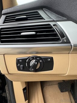 BMW X5 Xdrive 3.0d 173kW 2010 Facelift CIC, LED, Tažné - 16