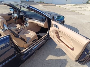 BMW 323CI - 16