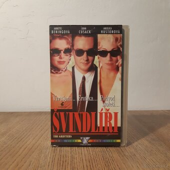 16x VHS video kazety #2 /SLEVA/ - 16