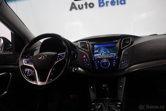 Hyundai i40  1.7 CRDi Automat 100kW  LED Navigace - 16