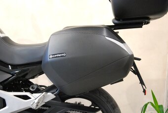 CFMOTO 650 MT Premium - VÝPRODEJ,1.maj,serviska,stroj od nás - 16