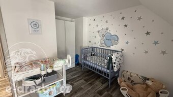 Bytový dům (5 bytů + 1 nebytový prostor) v obci Povrly, okre - 16