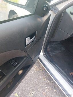 Ford Mondeo 1.8i benzín 81 kW - 16