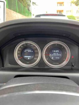 Volvo XC60 - 16