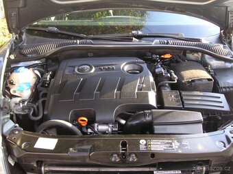 Škoda Octavia II 1.6 TDi-Serviska Combi - 16