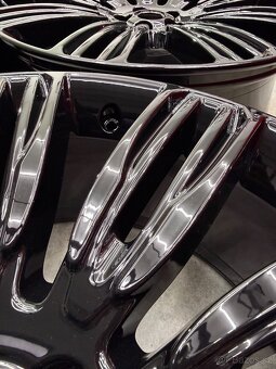 Range Rover Velar r22 top - 16