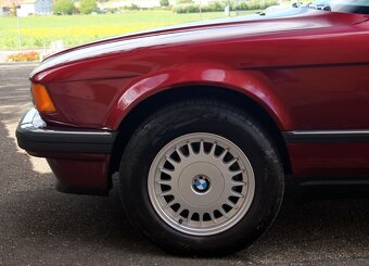 BMW 735i A - 16