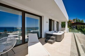 Vila - Chalet, Estepona, Costa del Sol. (Španělsko) - 16