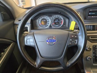 Volvo V70 2,0D4 120kW 5-tivalec 134000km - 16