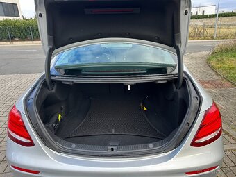 E 400d 4matic AMG line 250kW pouze 59 tKm - 16