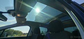 Peugeot 3008 1.6 80 Kw Benzín Panoramatická střecha - 16