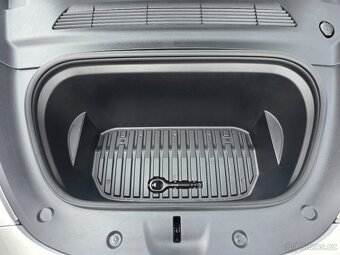 Tesla Model Y Performance výhodné nabíjení - 16