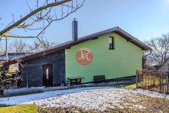 Prodej rodinného domu s úžasným výhledem a perfektní dostupn - 16