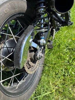 Exkluzivní Triumph Street Scrambler 900 - 16