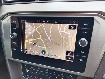 VW Passat B8 Variant 2.0TDI 110kW DSG ACC - záruka Autodraft - 16