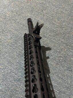 Airsoft pistole m4 s optikou - 16