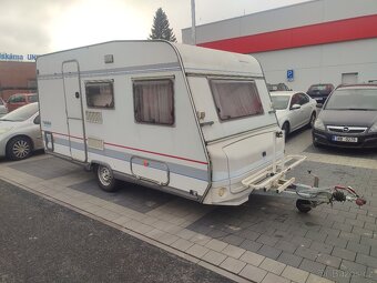 Buerstner 1100kg, WC 100km/h,předstan, STK - 16