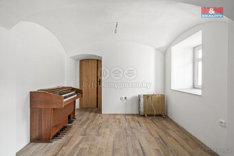 Prodej rodinného domu, 260 m², Broumov, ul. Kladská - 16