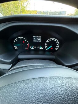 Ford Transit Custom, 2.0 TDI, 2022 rok - 16