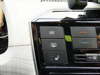 SEAT MII ELEKTRIC 36KW... SUPER VÝBAVA - 16