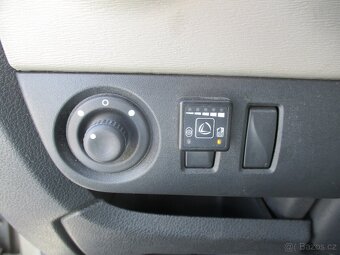DACIA LODGY 1,6i Access 60KW LPG 2014 bez koroze - 16